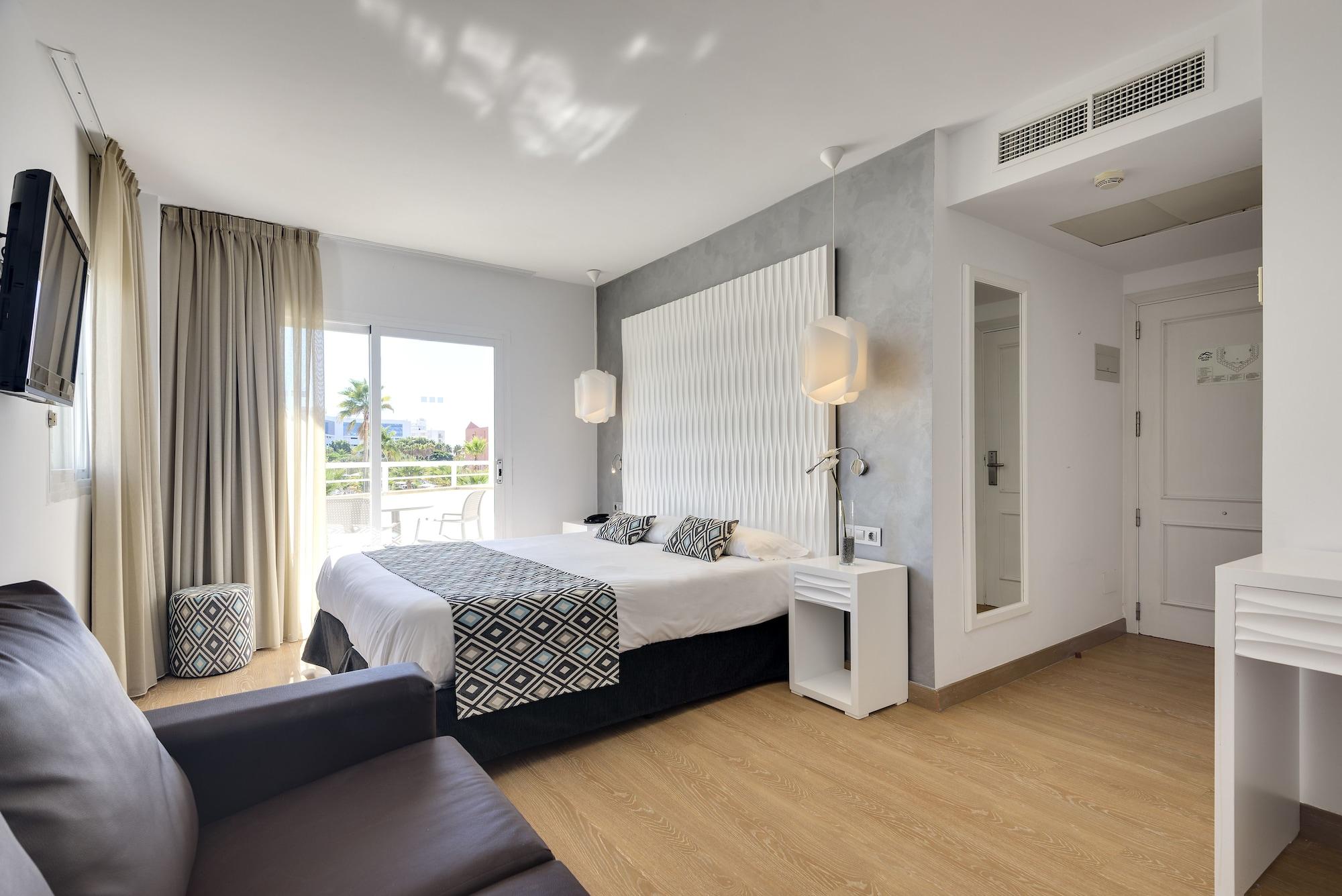 Cala Millor Garden Hotel - Adults Only Exterior photo